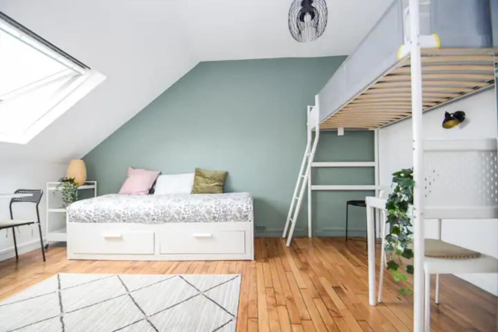 Disponible - Appartement Entier - 10Mn Rer B Aeroport Cdg - Paris Gare Du Nord, T11 Express, Le Bourget, Tout Equipe, Netflix Gratuit, 3 Personnes, 4Eme Etage, Escaliers, Parc Des Expositions, Parking Rue Gratuit Apres 19H Drancy Exterior foto