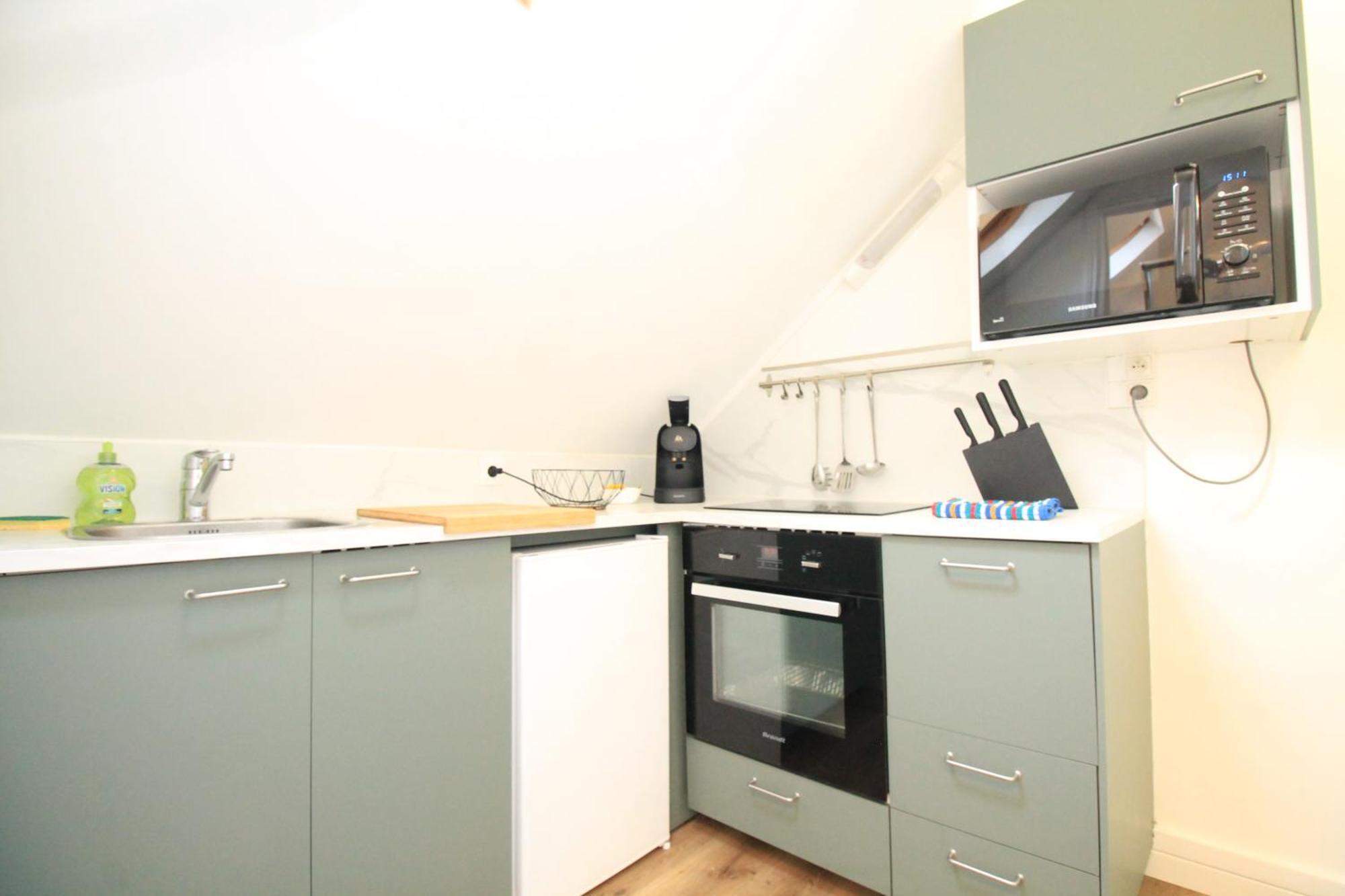 Disponible - Appartement Entier - 10Mn Rer B Aeroport Cdg - Paris Gare Du Nord, T11 Express, Le Bourget, Tout Equipe, Netflix Gratuit, 3 Personnes, 4Eme Etage, Escaliers, Parc Des Expositions, Parking Rue Gratuit Apres 19H Drancy Exterior foto